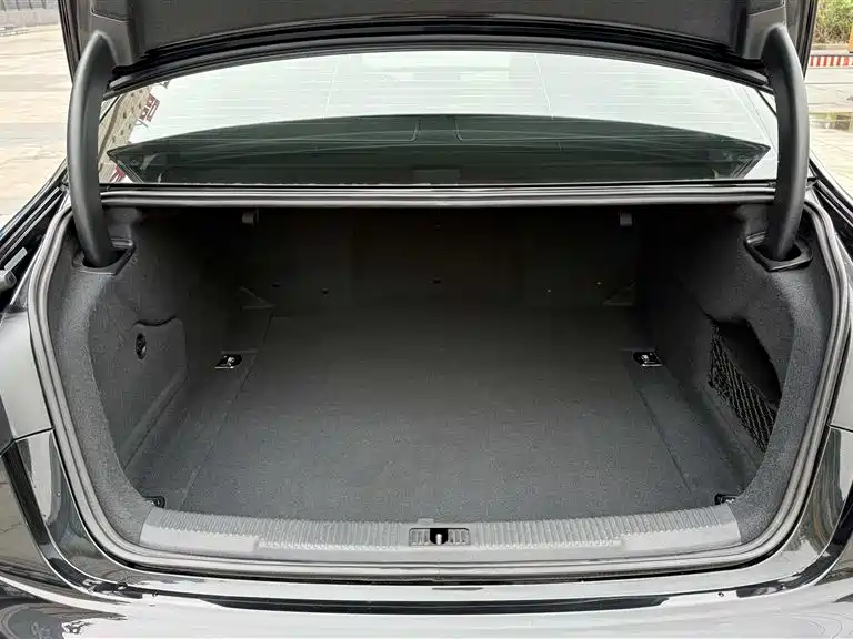 Audi A6L 2014 TFSI Standard фото 19