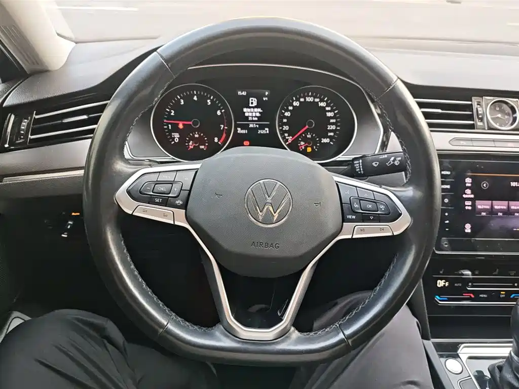 Volkswagen Magotan 2020 330TSI DSG Leading фото 11