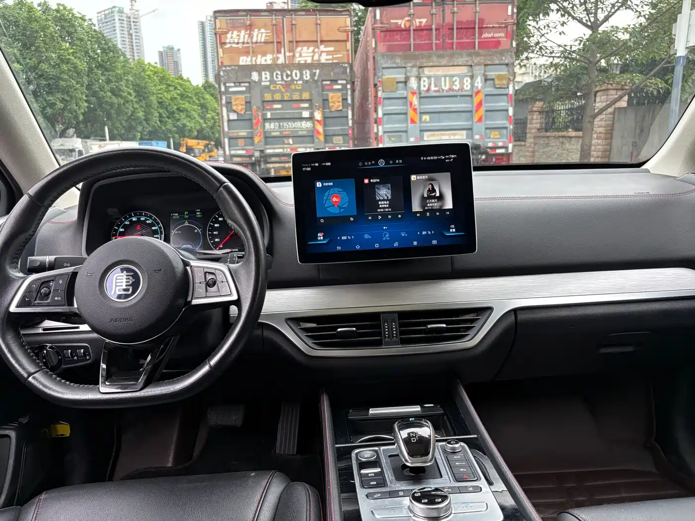 BYD Tang New Energy 2018 DM 2.0T AWD Smart Connection Enjoy Edition 7-Seater China V фото 6
