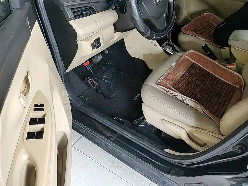 Toyota Vios 2014 1.5L Automatic Wisdom Edition фото 16