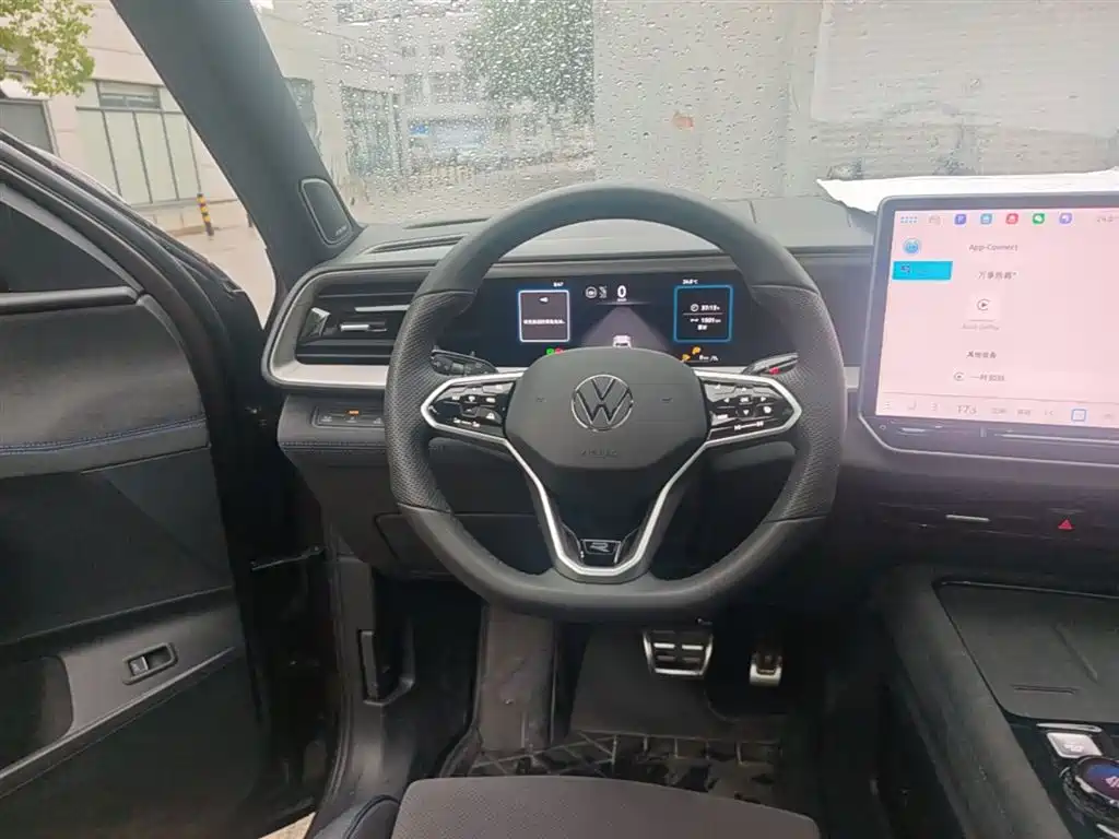 Volkswagen Teramont 2025 Teramont Pro 450TSI 4WD Summit Edition фото 17