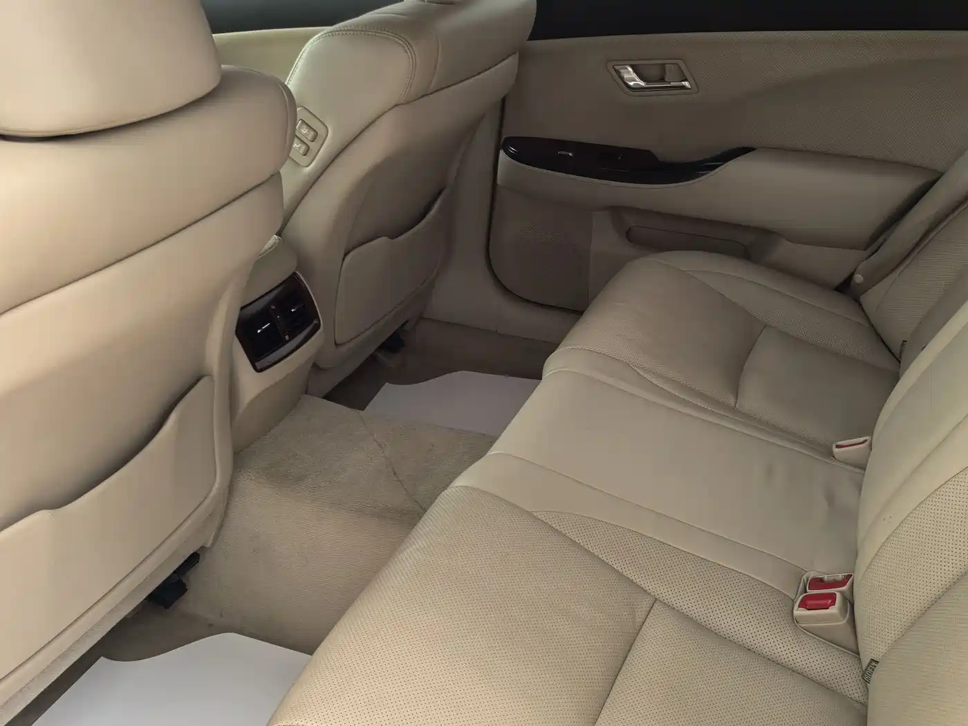 Toyota Crown 2010 2.5L Royal Leather Sunroof Navigation фото 10