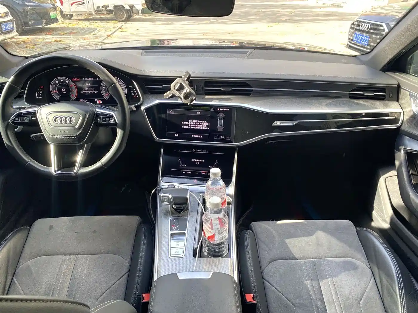 Audi A6L 2023 40 TFSI Luxury Dynamic фото 6