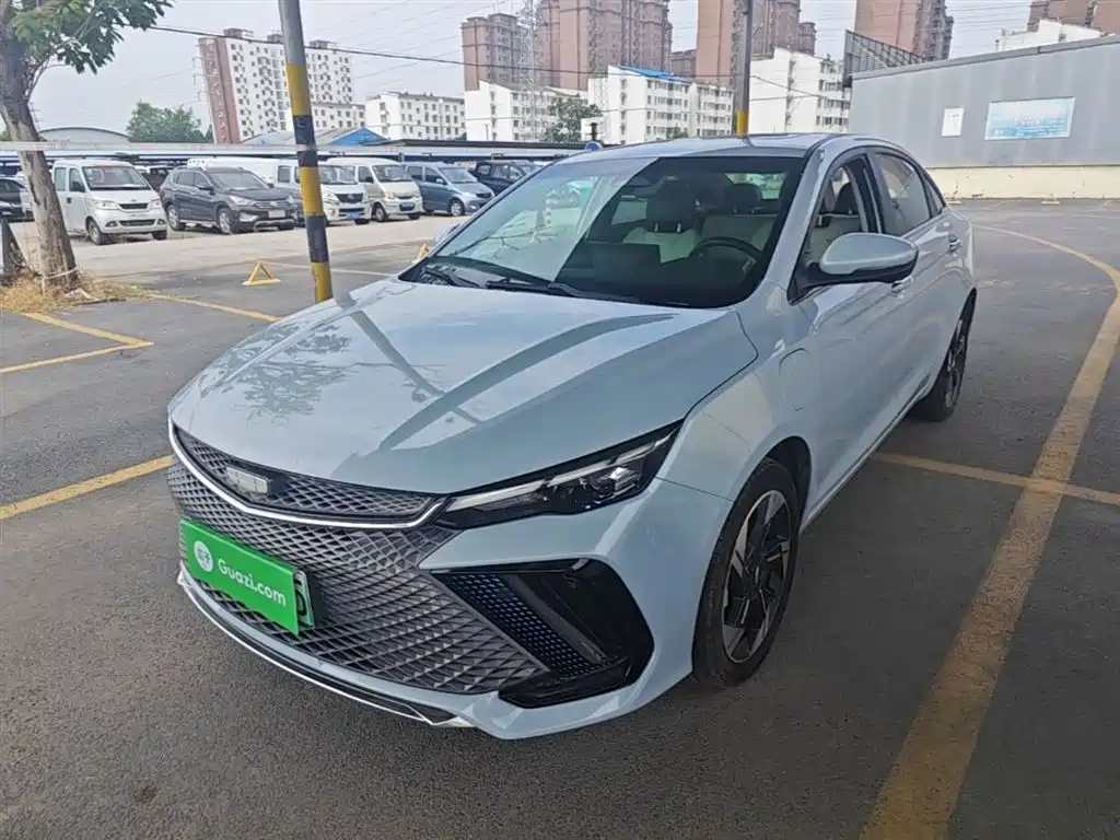 Geely Emgrand L HiP 2022 1.5TD-DHT Pro 100KM Super Rui
