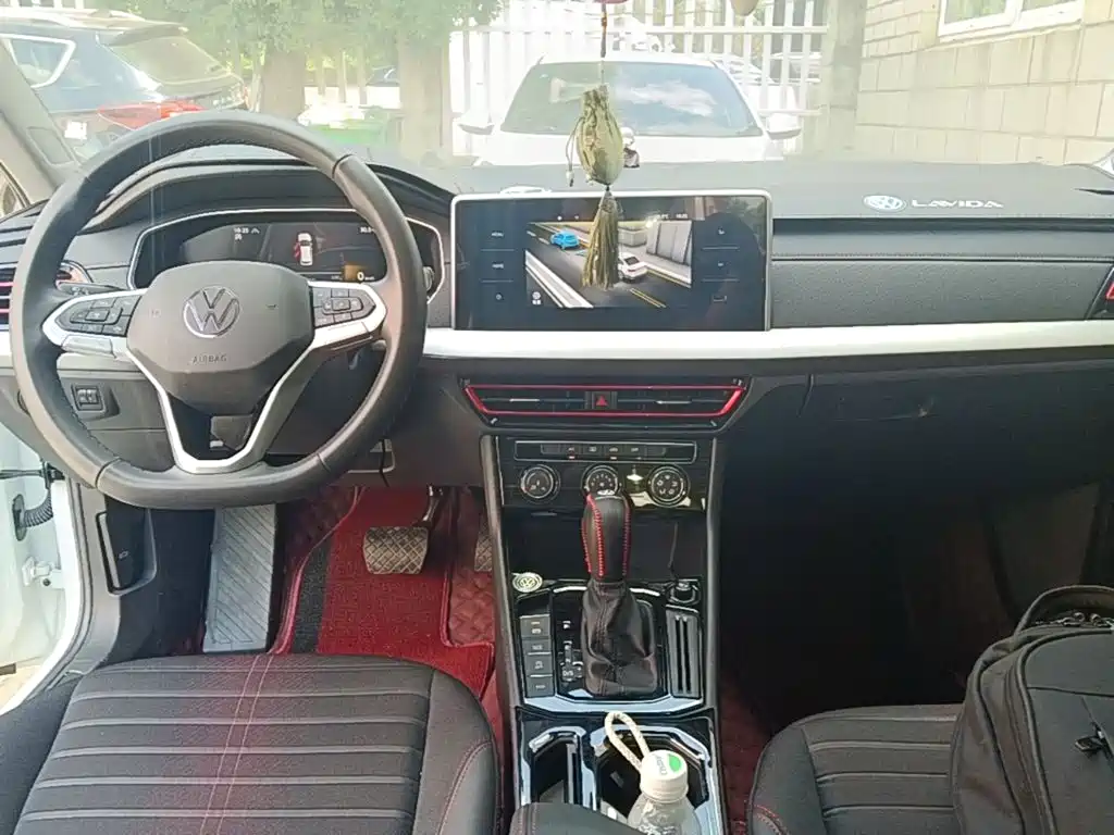 Volkswagen Lavida, миниатюра 10