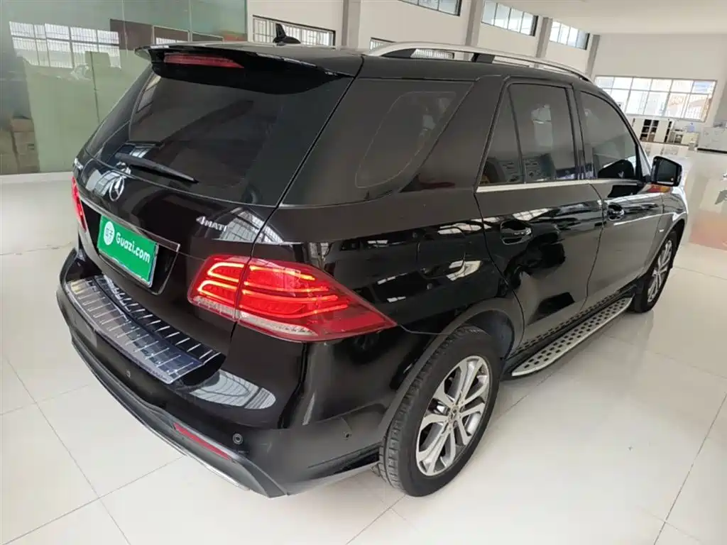 Mercedes-Benz GLE 2018 GLE 320 4MATIC Dynamic Ultimate Edition фото 7