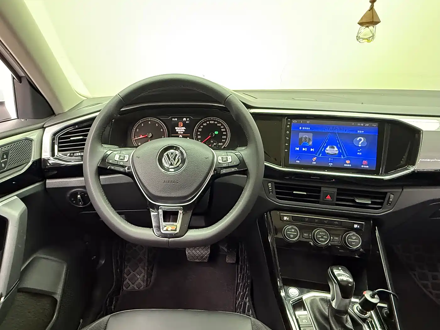 Volkswagen Tayron 2019 330TSI 2WD Luxury China VI фото 13