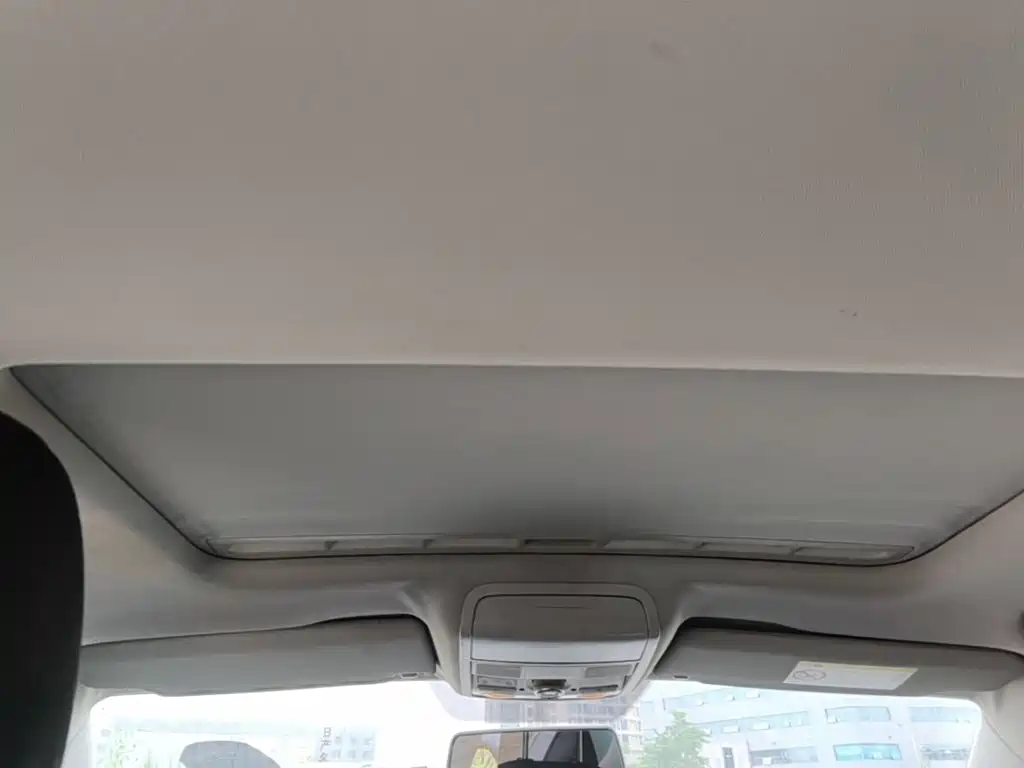 Фото 23 - Volkswagen Sagitar