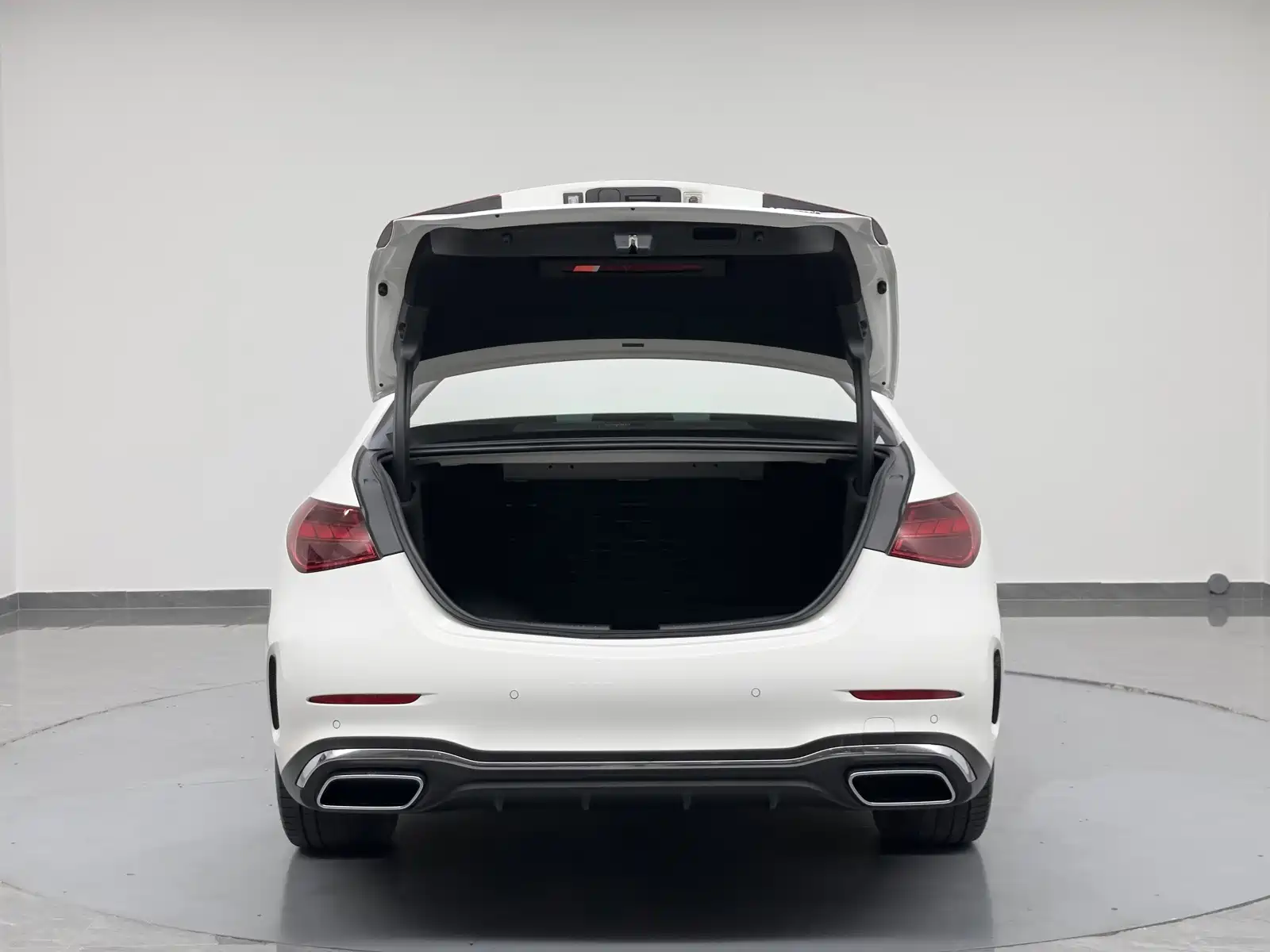 Фото 27 - Mercedes-Benz C-Class