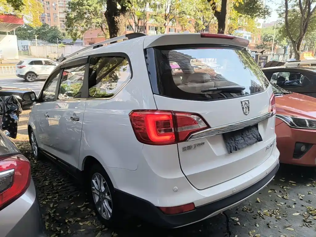 Фото 5 - Baojun 730