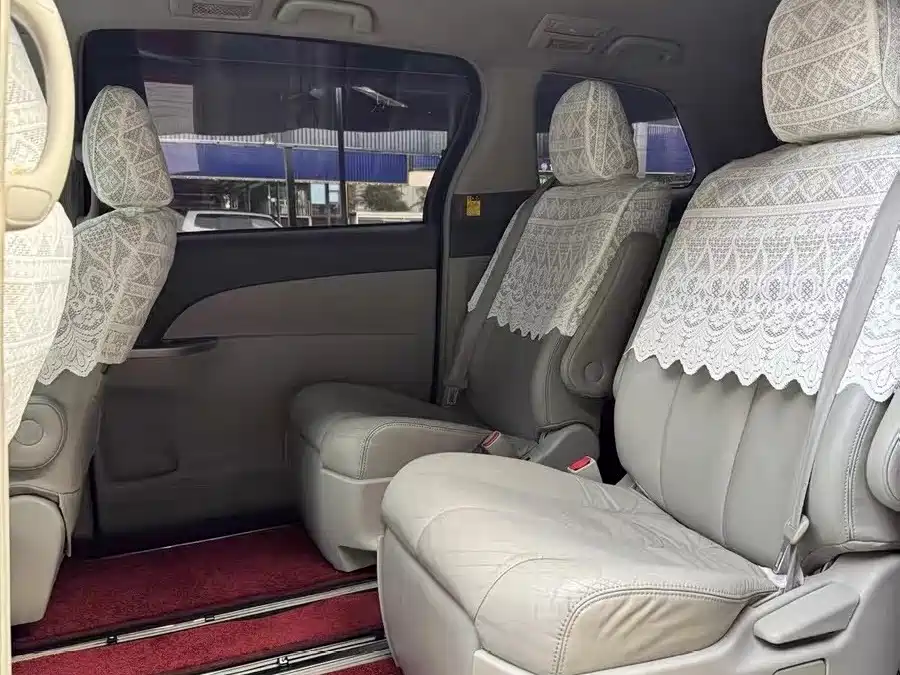 Toyota Previa 2007 2006 Model 2.4L 7-Seater Luxury Edition