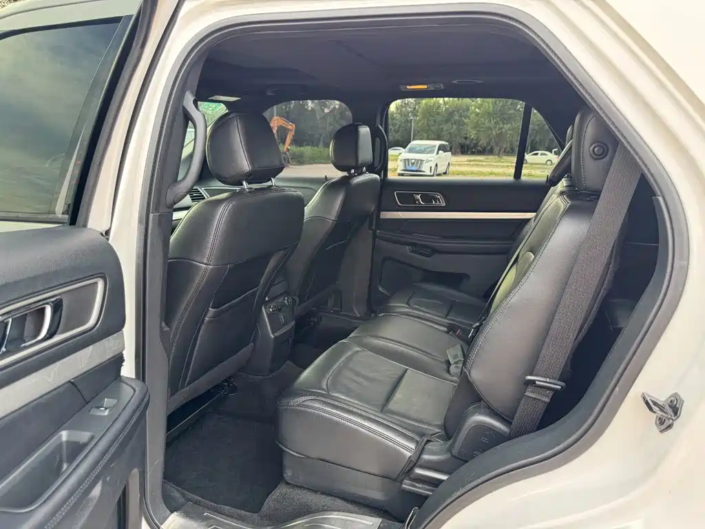 Ford Explorer (Import) 2017 2017 2.3T Trend Edition