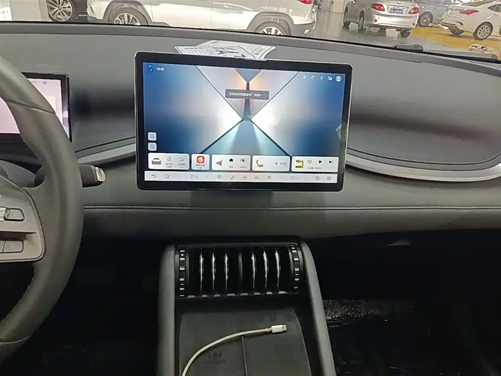 BYD Yuan PLUS 2025 Smart Drive 510KM Surpass Edition фото 13