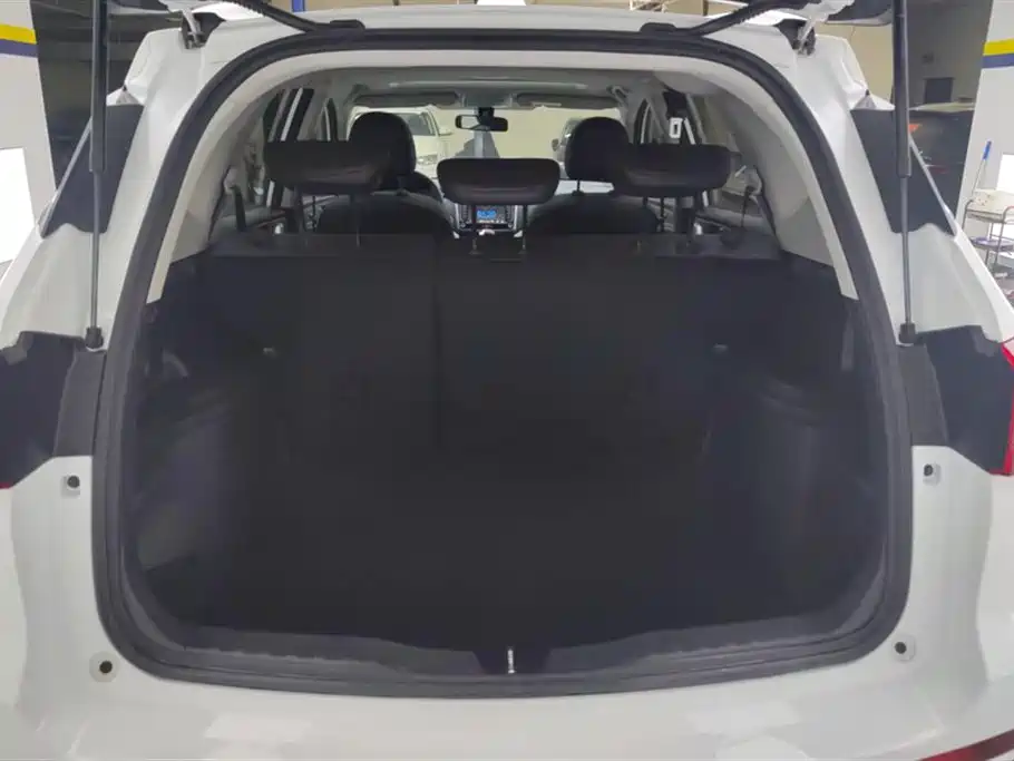Haval M6 2019 1.5T DCT 2WD Elite Type China VI фото 4
