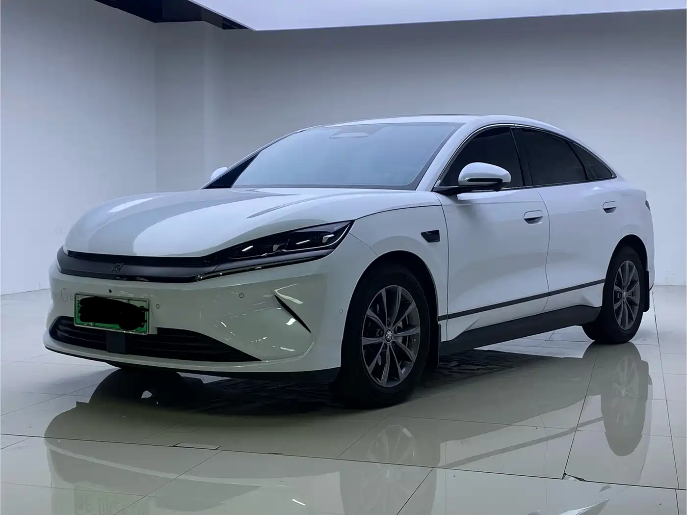 BYD Qin L 2026 2025 EV 470KM Leading Edition