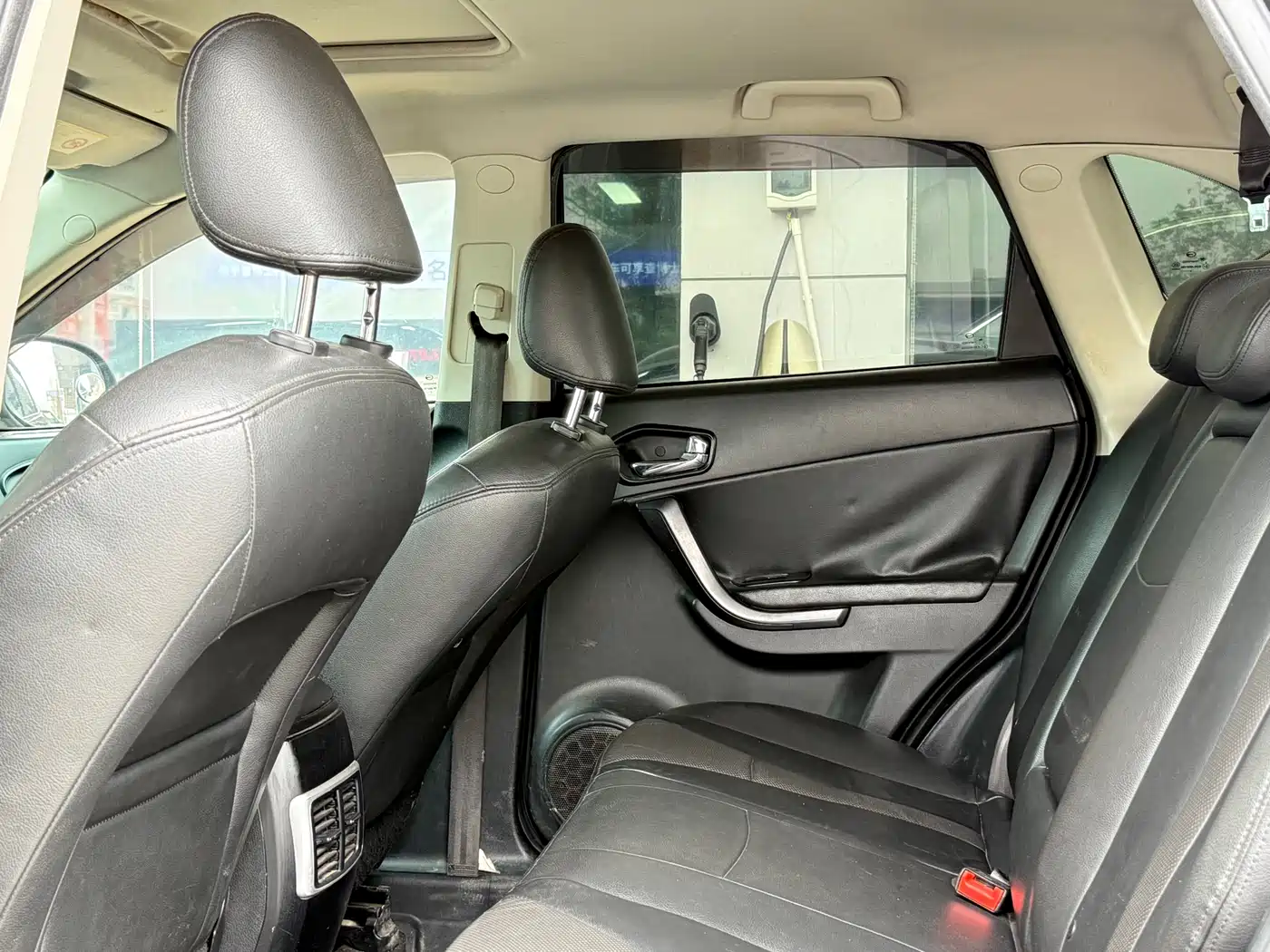 GAC Trumpchi Trumpchi GS5 2014 2.0L Auto 2WD Anniversary Value Edition фото 5
