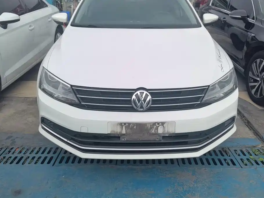 Volkswagen Sagitar 2017 280TSI Automatic R-Line фото 2