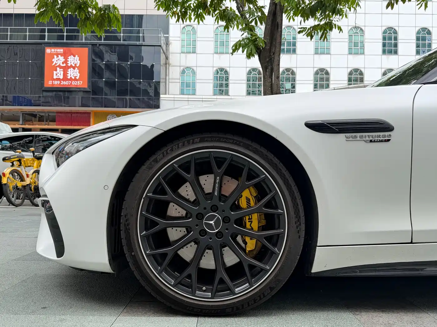 Mercedes-Benz SL-Class AMG 2025 2024 AMG SL 63 4MATIC+