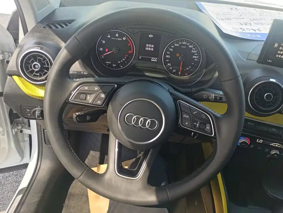 Audi Q2L 2019 2018 35 TFSI Fashion Dynamic China VI