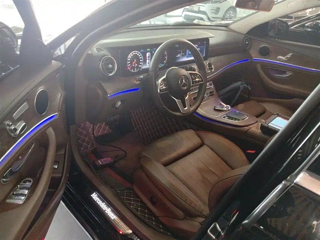 Mercedes-Benz E-Class 2020 E 260 L фото 16
