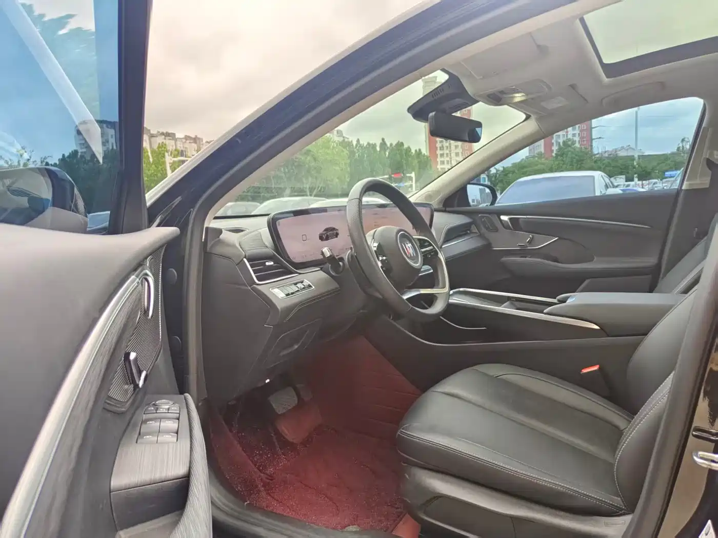 Buick LaCrosse 2025 Model 28T Platinum Edition фото 4