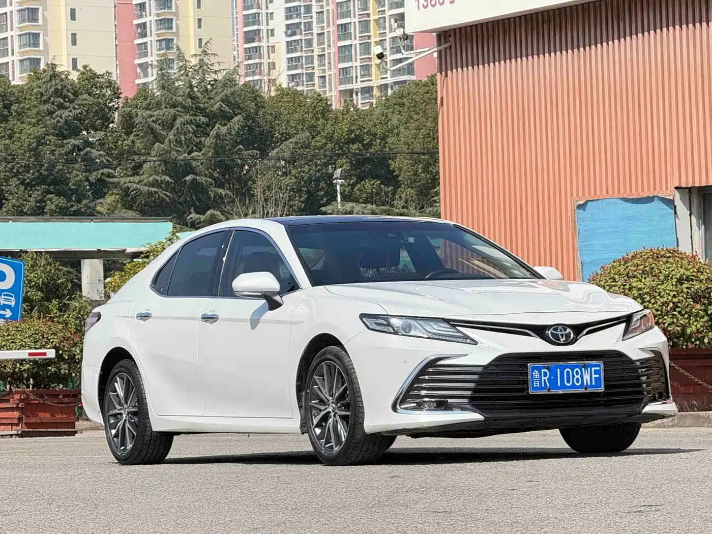 Toyota Camry 2021 2.5G Luxury Edition фото 6