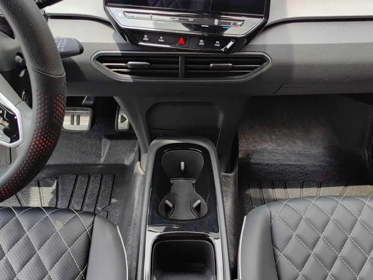 Volkswagen ID.3 2023 Pure Smart Edition фото 7