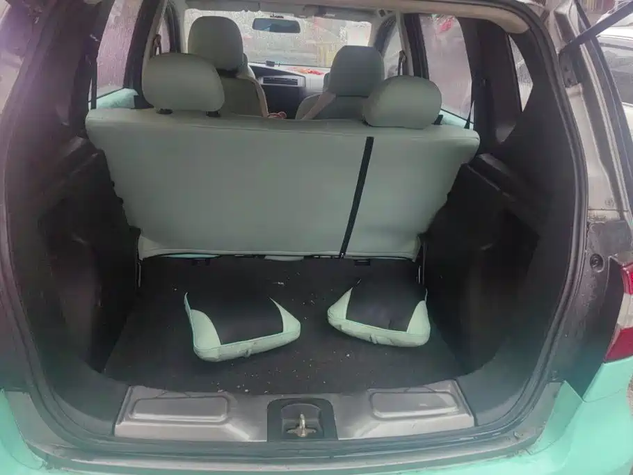 Nissan Livina 2015 2013 1.6XE CVT Comfort