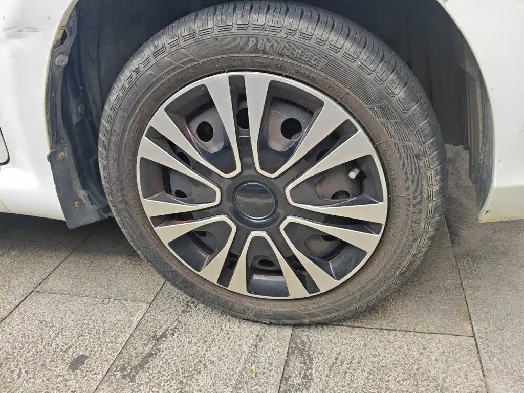 BYD F0 2017 2015 1.0L Yue Cool Model