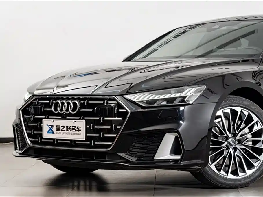 Audi A7L 2024 45 TFSI Luxury фото 3