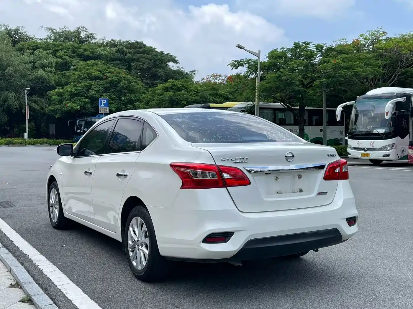 Nissan SYLPHY, миниатюра 7