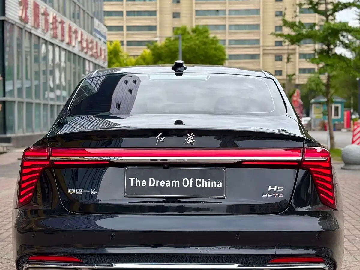 Hongqi H5 2023 1.5T HEV Smart Connect Flag Comfort фото 7