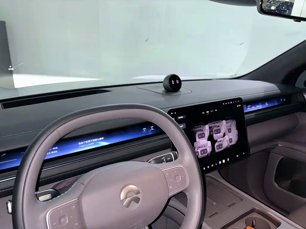 NIO ES8 2026 2025 Model 6-Seat Executive Luxury Edition