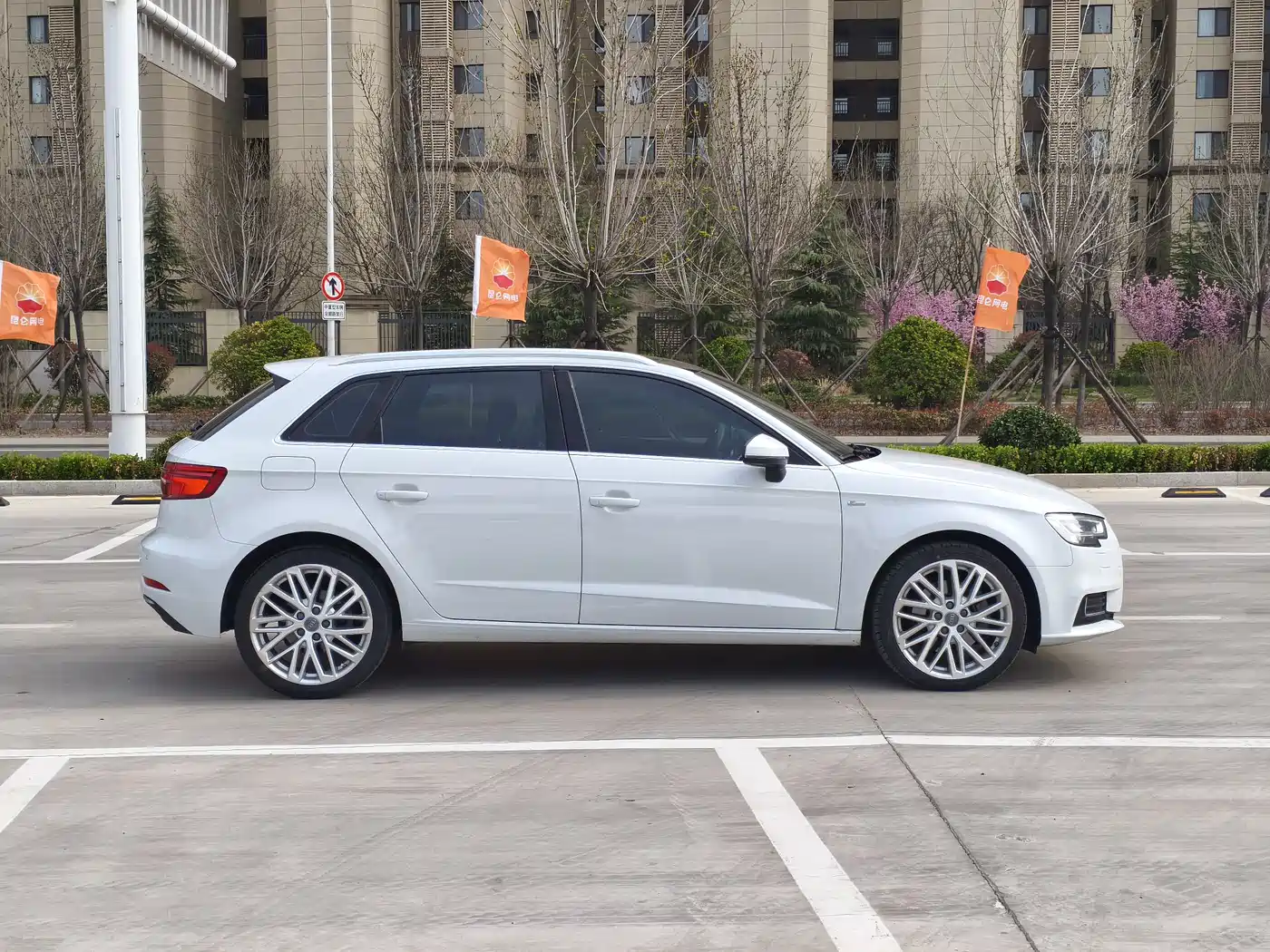 Audi A3 2017 Sportback 40 TFSI Style фото 4