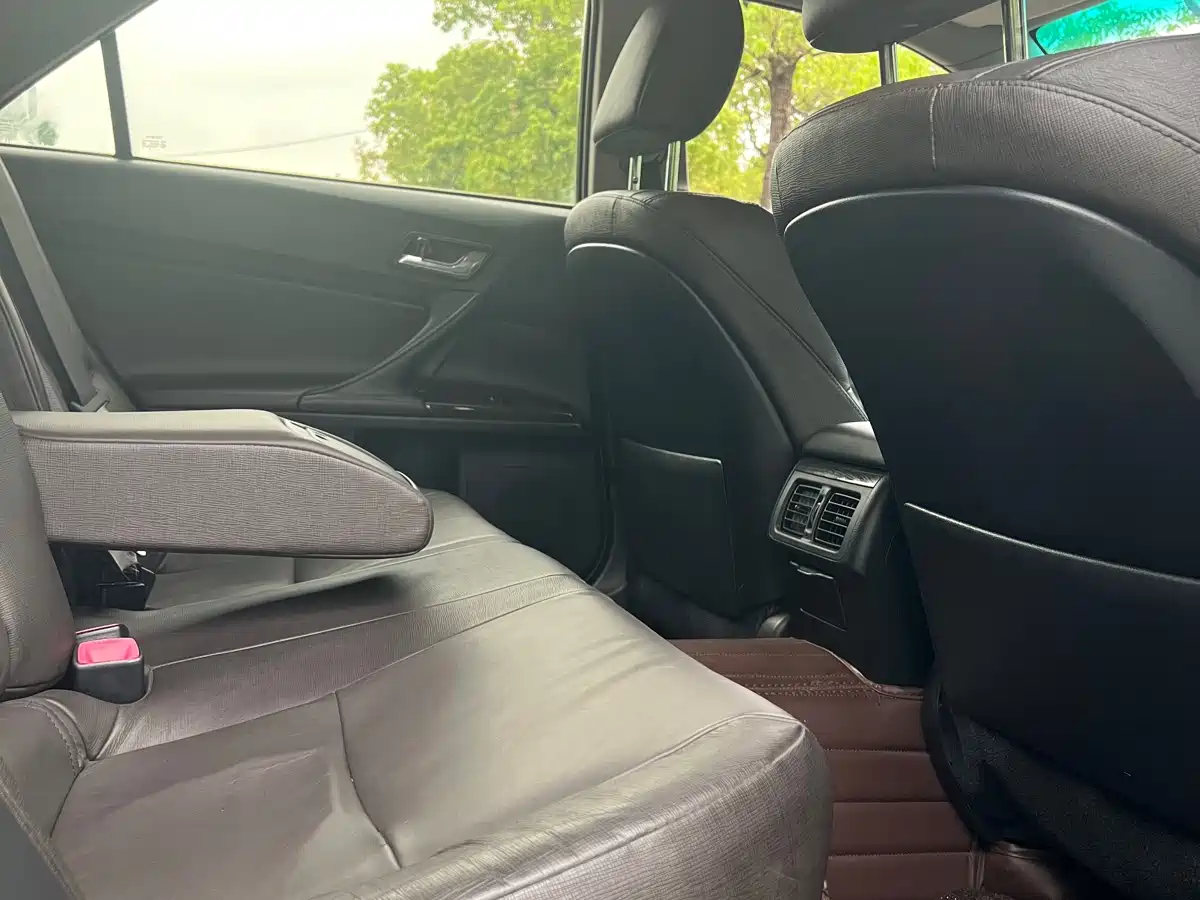 Toyota Reiz 2017 2013 2.5V Elite Edition
