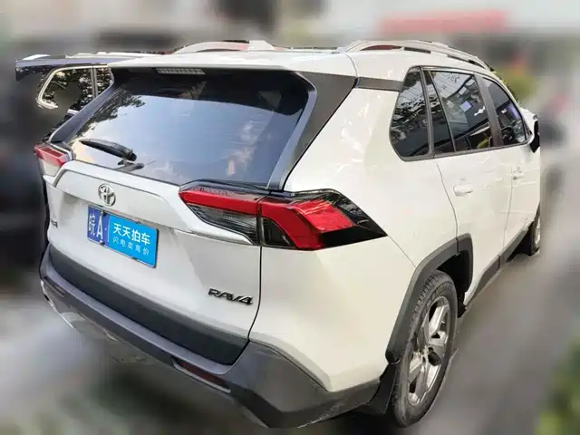 Toyota RAV4 Rongfang 2021 2.0L CVT 2WD Trend — фото 2