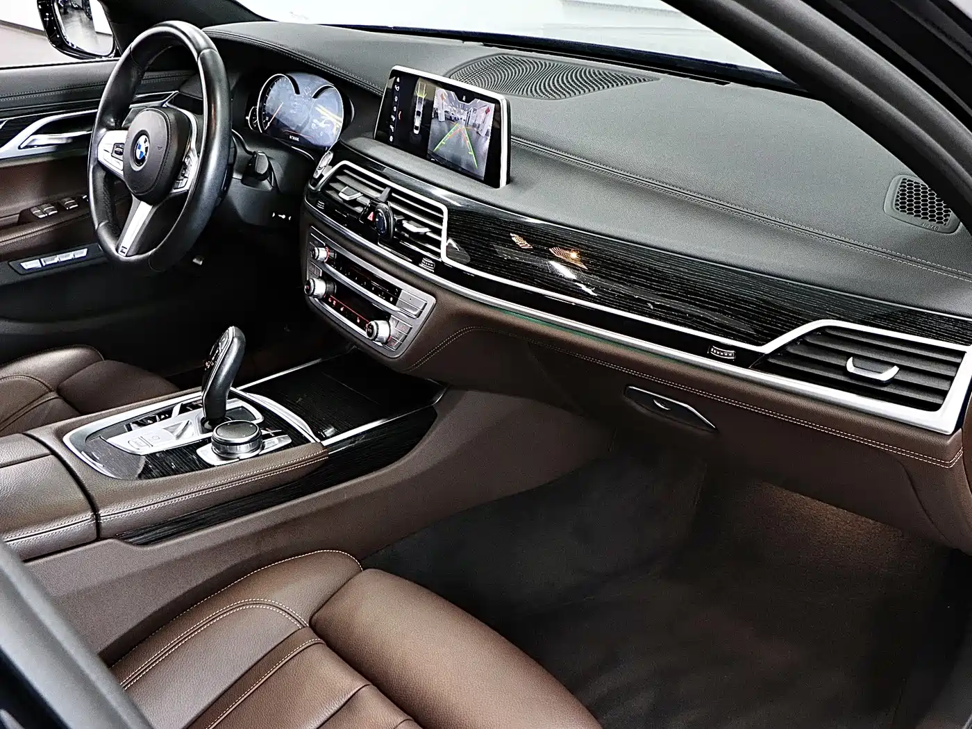 BMW 7 Series 2018 730Li Leading Type M Sport Package фото 15