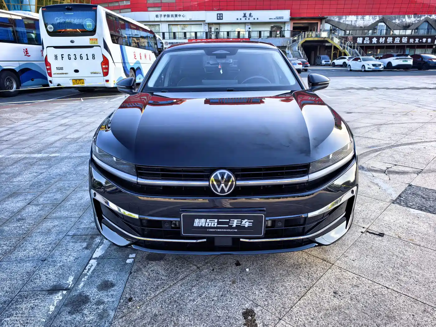 Фото 2 - Volkswagen Magotan