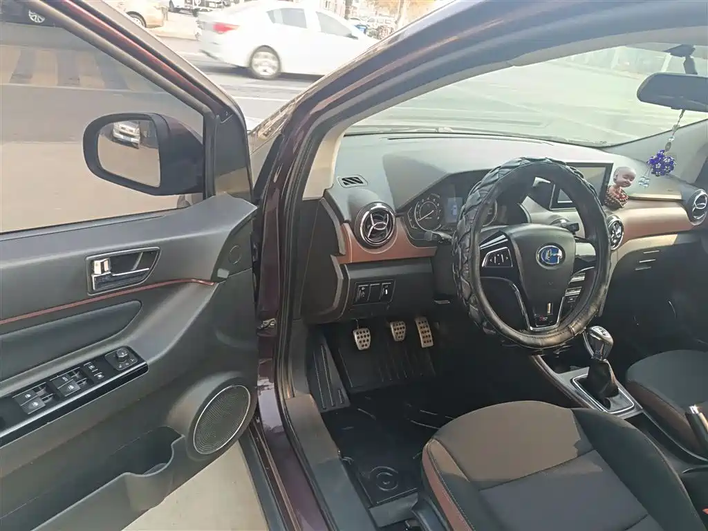 BAIC Changhe Q25 2016 2016 1.5L Manual Lehui Edition