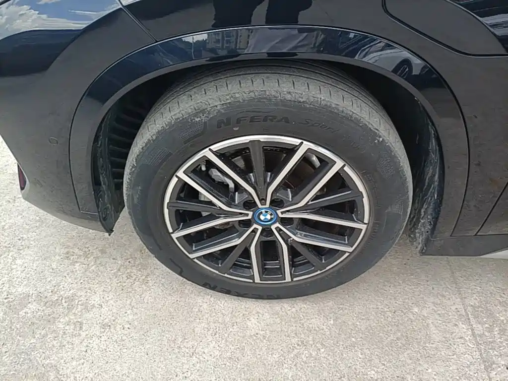 BMW iX1 2024 2023 eDrive25L M Sport Package