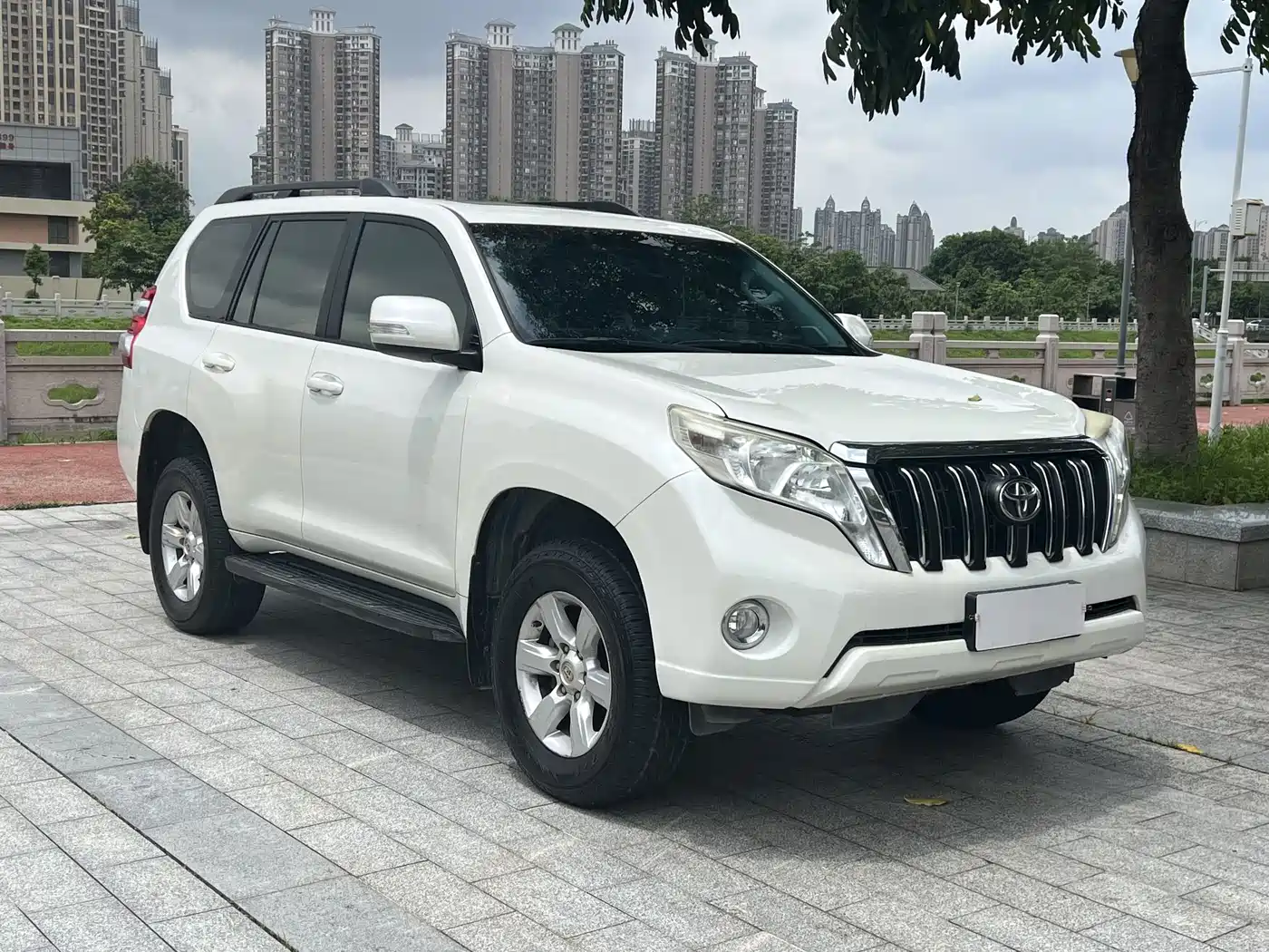 Toyota Prado 2016 2.7L Auto Standard Edition фото 3