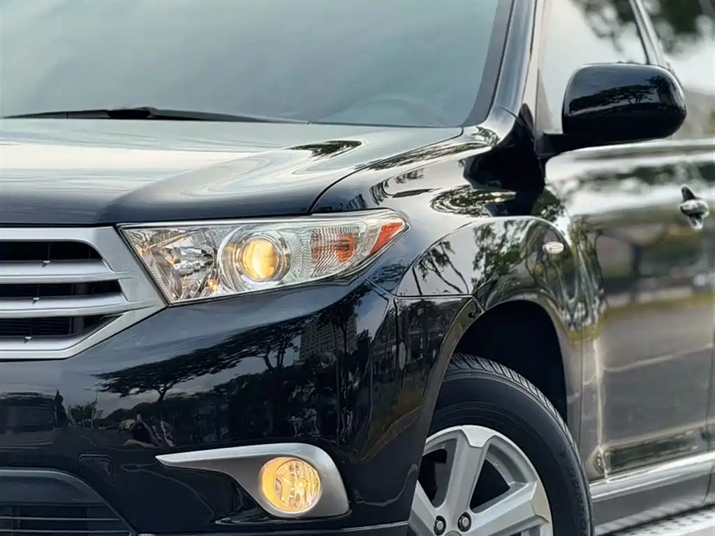 Toyota Highlander 2012 2.7L 2WD 5-seater Elite Edition фото 8