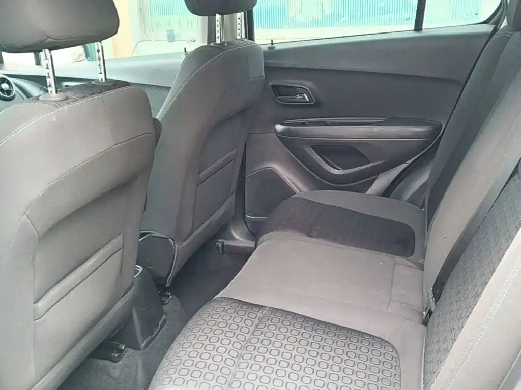 Фото 17 - Chevrolet Trax