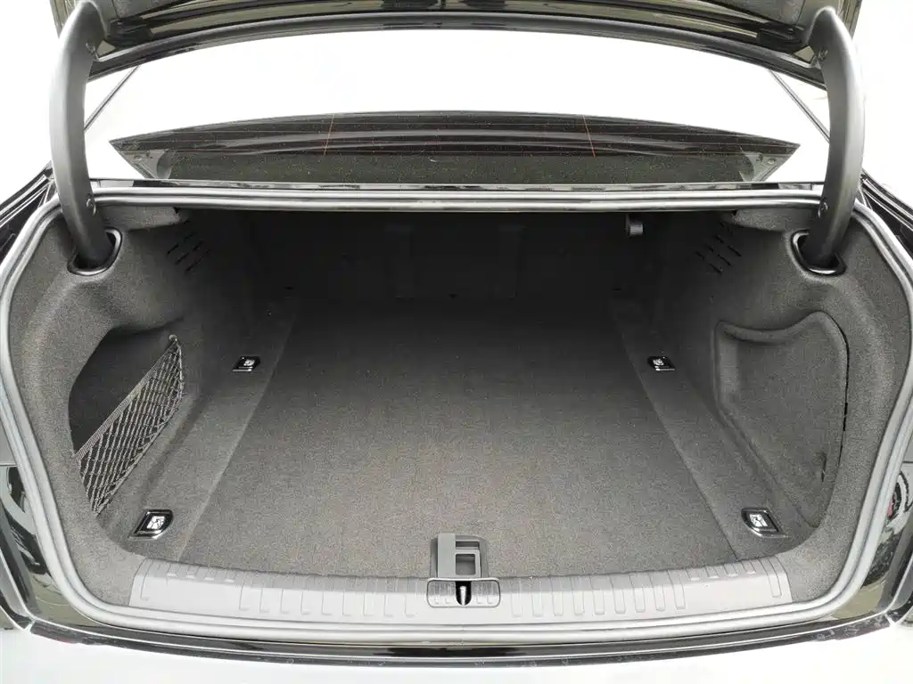 Audi A6L 2019 45 TFSI quattro Premium Elegance фото 21