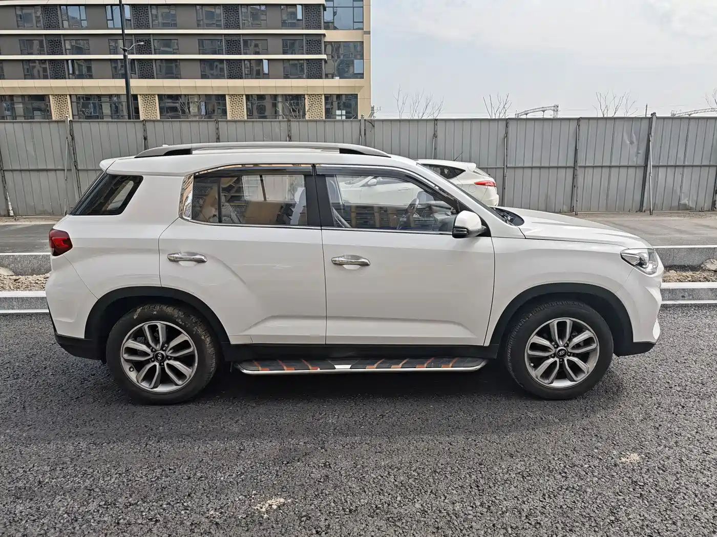 Hyundai Beijing Hyundai ix35 2018 2.0L Automatic 2WD Zhiyong·Enjoyment Edition фото 3