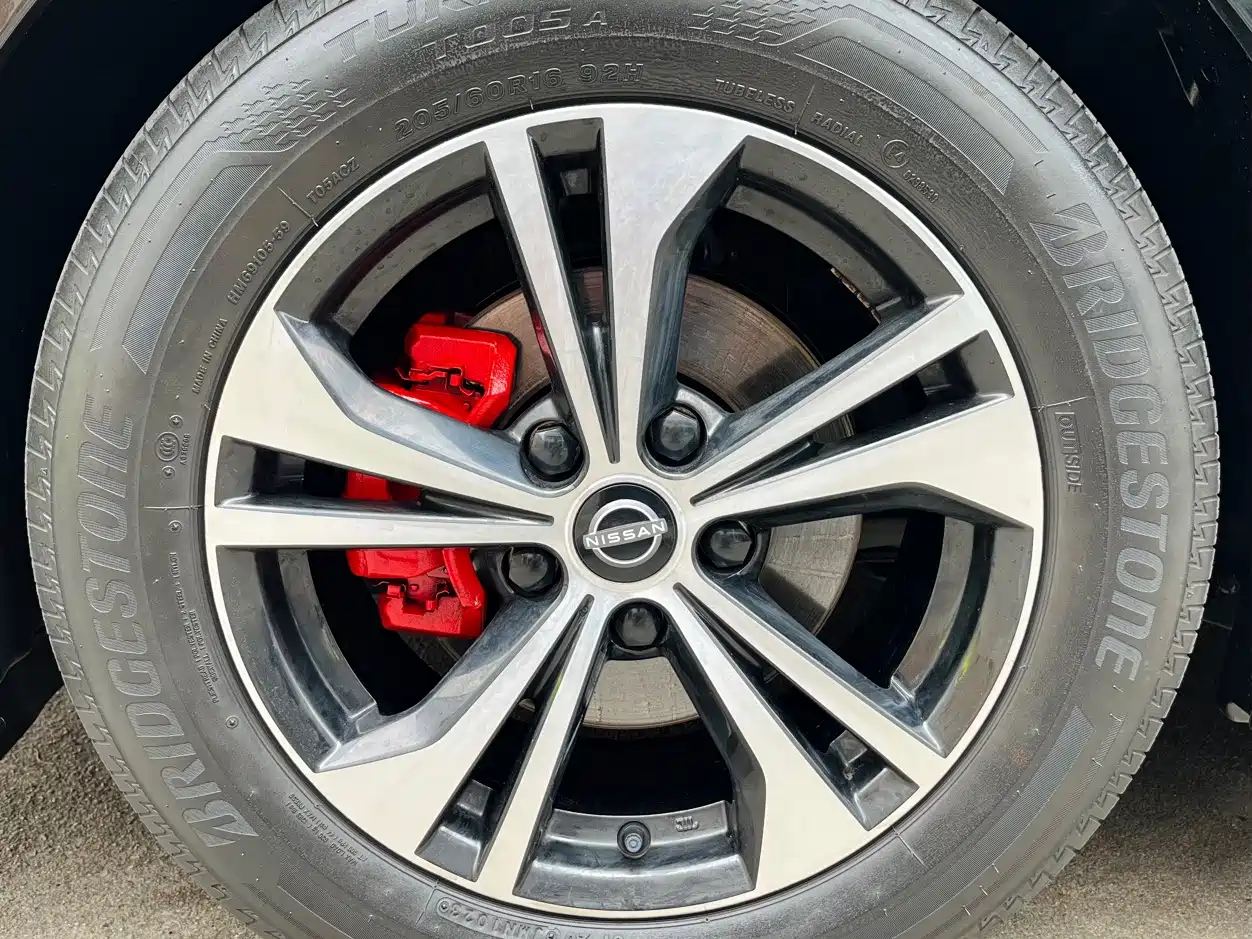 Nissan SYLPHY, миниатюра 10