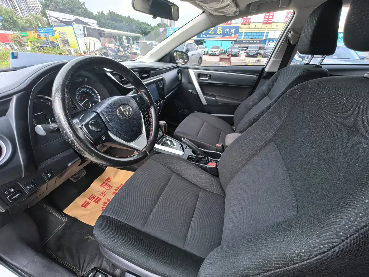 Toyota Corolla 2017 Facelift 1.2T S-CVT GL-i фото 4