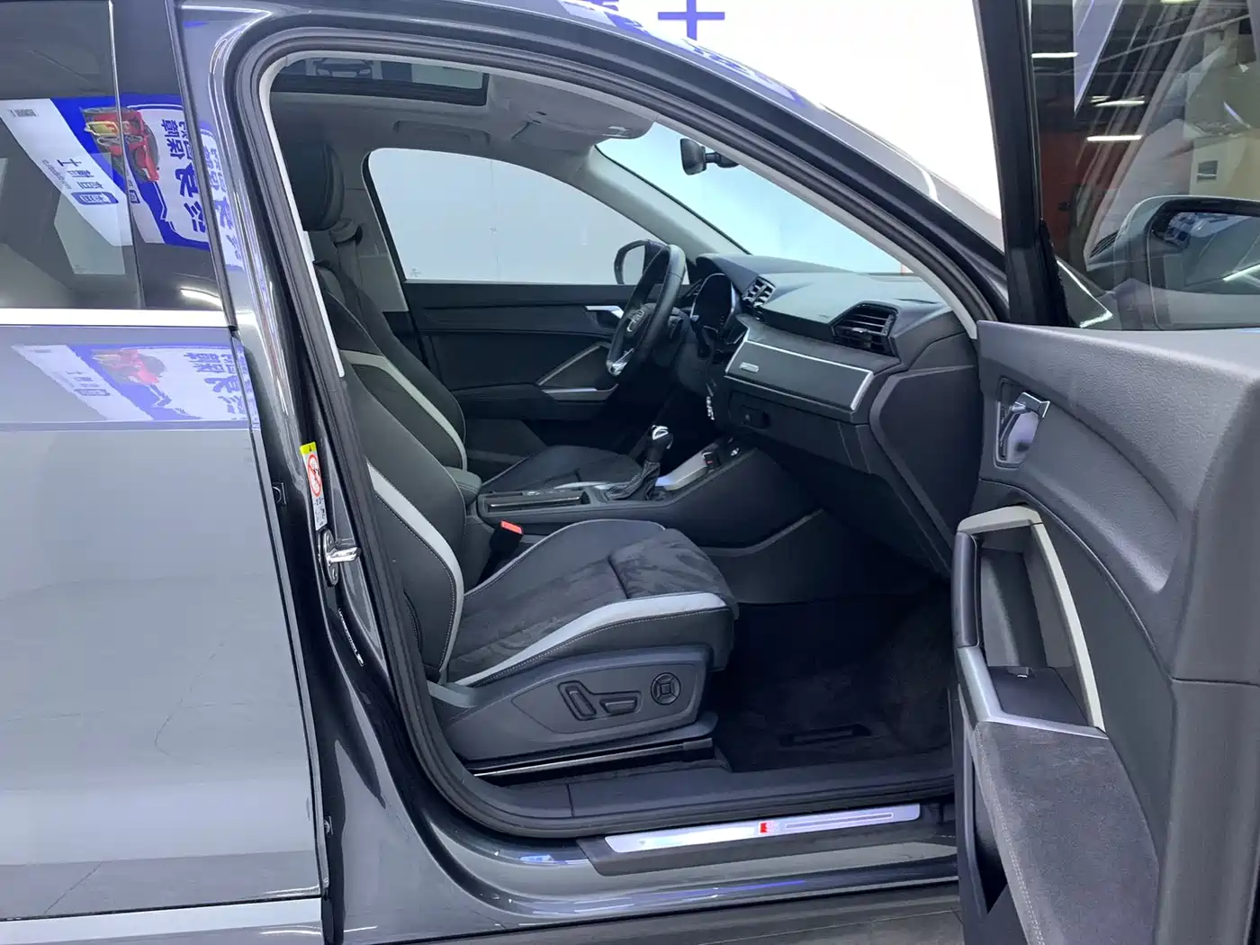 Audi Q3 2023 35 TFSI Fashion Dynamic (1.4T) фото 15