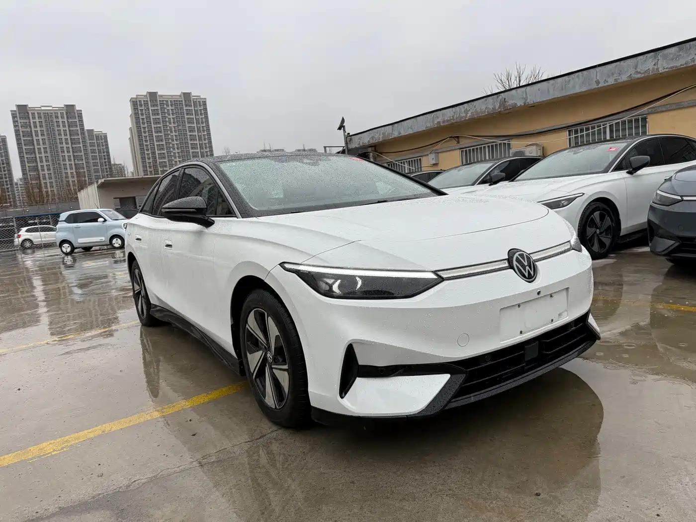 VOLKSWAGEN ID.7 VIZZION