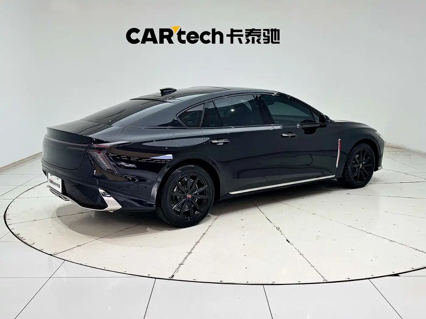 Hongqi H6 2023 2.0T Premium Edition фото 11